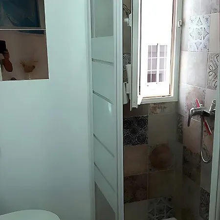 Casa Independiente En Zona Centrica En Conil
